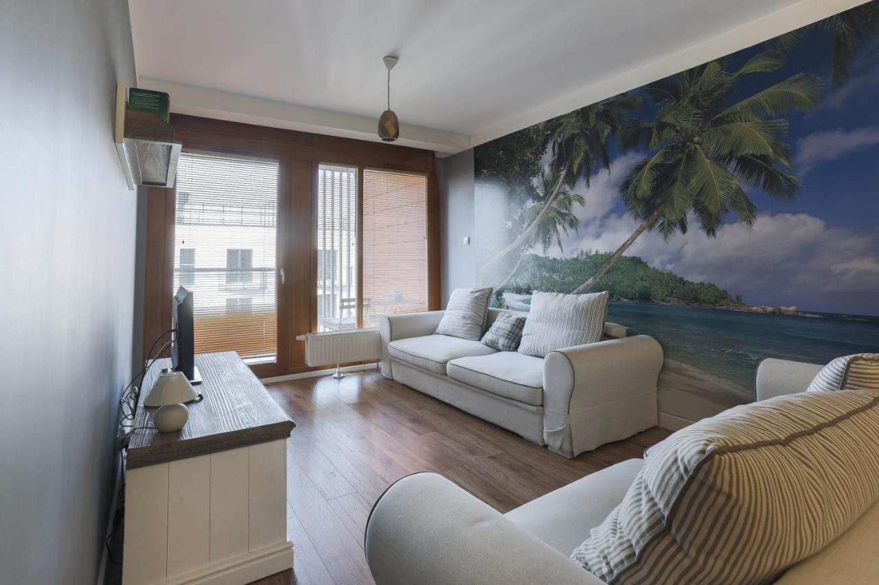 3-Rooms Apartment With Balcony By The Oldtown Γκντανσκ Εξωτερικό φωτογραφία