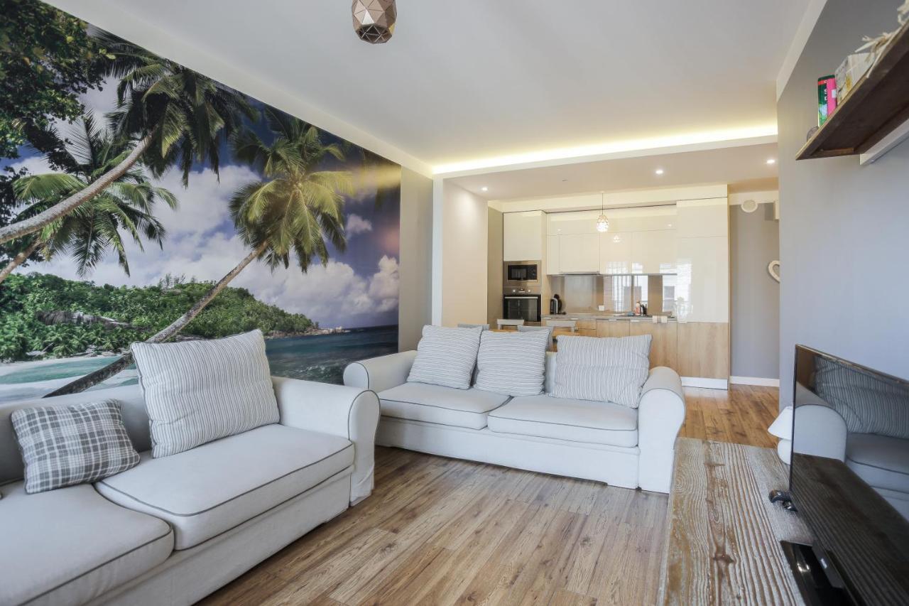 3-Rooms Apartment With Balcony By The Oldtown Γκντανσκ Εξωτερικό φωτογραφία
